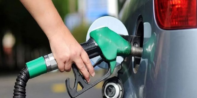 যুক্তরাষ্ট্রের নতুন নিষেধাজ্ঞা ঘোষণার পর বিশ্ববাজারে তেলের দাম বাড়লো ৫ শতাংশ