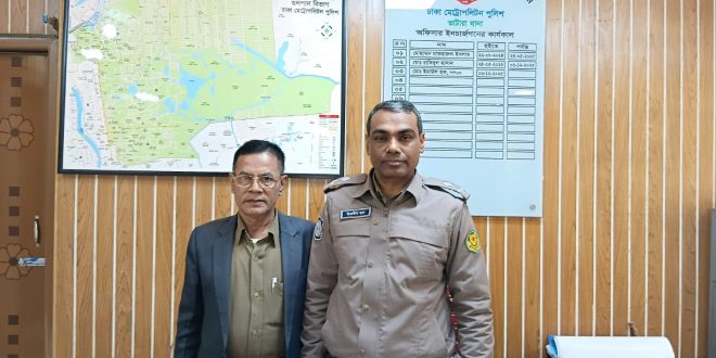 একটি অন্তরঙ্গ মূহুর্তে নিউজ ফেয়ার গ্রুপ এর সম্পাদক